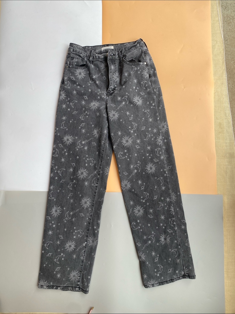 Machine Sun Moon Gray Denim Jeans Label
